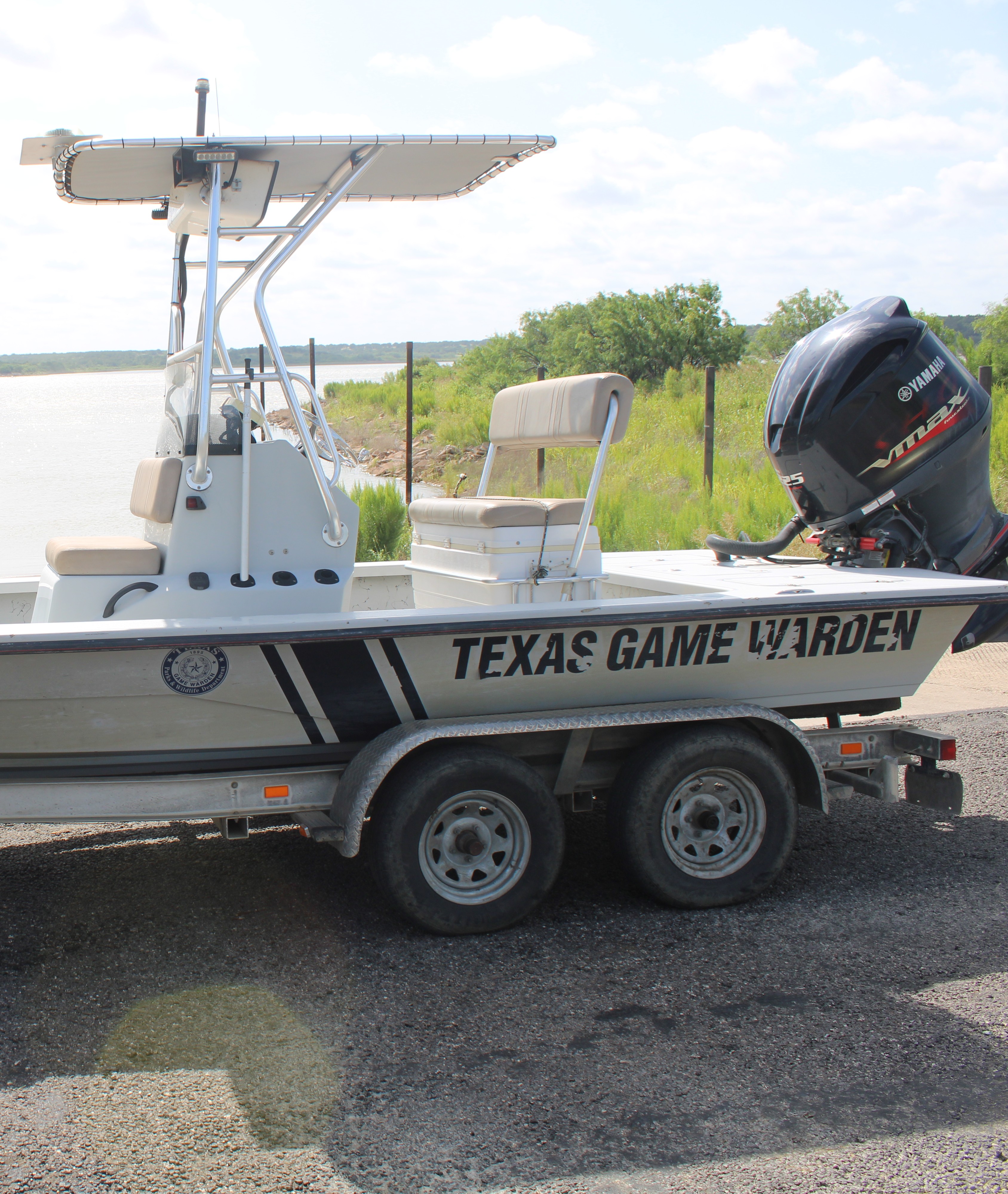 One dead, one injured after boat flips on Hubbard Creek Reservoir